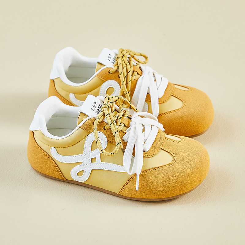 สีเหลือง