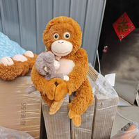 Peluche de singe brun doux avec un petit singe gris en peluche pour cadeau d'enfant et décoration de chambre
