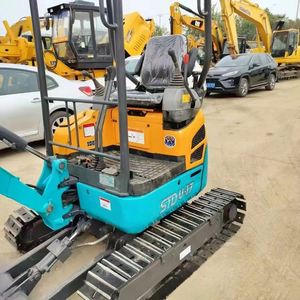 Excavateurs d'occasion Kubota Mini 1.8 tonnes d'origine japonaise Mini pelleteuse sur chenilles hydraulique Kubota U17 de 1 tonne - Product Image 4