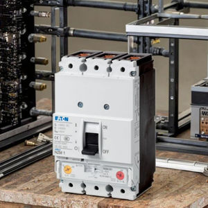 Автоматический выключатель в литом корпусе EATON Moller серии NZM, 80А, промышленный, производство Китай, в наличии - Product Image 2