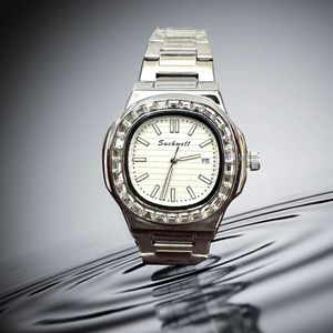 Suchwell Men's Quartz Watch Black Dial Stainless Steel Band Date Display Fashion Business Wristwatch - Product Image 4