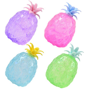 Jouet Squishy en Silicone Scintillant à Remontée Lente, Ours Ananas, Design Anime, Anti-Stress, Jouet Fidget Unisexe - Product Image 4