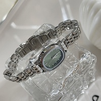 Reloj de Lujo para Mujer, Correa de Acero Inoxidable, Forma Ovalada, Resistente al Agua, Cierre de Mariposa, Elegante Reloj de Cuarzo