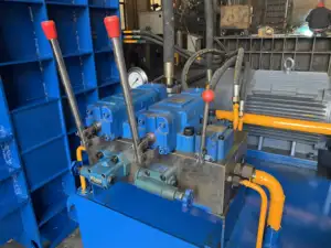 Verticale Hydraulische Afval Papier Plastics Balenpers Machine
