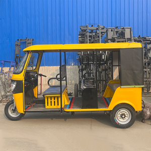 Трехколесный мотоцикл-такси Tuk Tuk Petrol Keke Bajaj с бензиновым двигателем и кабиной для перевозки пассажиров - Product Image 2