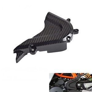 Cubierta de piñón de fibra de carbono seca 3K para KTM RC 390 2018+ - Product Image 1