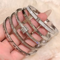 Hypoallergenes Edelstahl-Armband mit Hochwertiger Silberbeschichtung, Farbbeständiges Offenes Armband-Schmuckstück