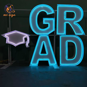 Letras y Números RGB Impermeables Personalizados de 3, 4 y 5 Pies para Decoración de Eventos, Bodas y Fiestas al Aire Libre - Product Image 3