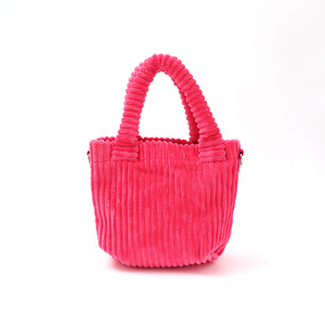 <span class=keywords><strong>Sac</strong></span> fourre-tout en velours côtelé côtelé pour l'hiver, personnalisé, élégant, petit <span class=keywords><strong>sac</strong></span> à <span class=keywords><strong>main</strong></span> rembourré pour femme, <span class=keywords><strong>sac</strong></span> à bandoulière en velours doux - Product Image 5