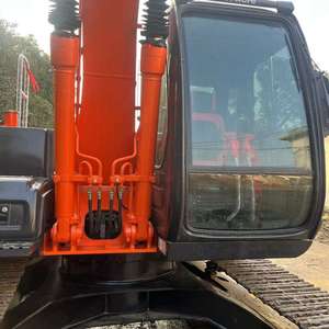 Excavatrice Hitachi ZX120 d'occasion de haute qualité, 12 tonnes, modèle 2020, avec moteur Isuzu, boîte de vitesses, pompe à engrenages, PLC et roulement, pour rapport. - Product Image 3