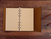 Carnet de voyage A6 en cuir PU personnalisé avec porte-cartes de crédit, une poche zippée et une boucle pour stylo
