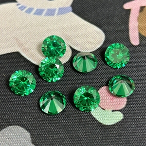ลูกปัดพลอยเทียมสีเขียว Tsavorite เกรด 5A จากโรงงานโดยตรง รูปทรงกลม สำหรับทำสร้อยคอ DIY และเครื่องประดับ - Product Image 2