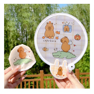 G & G Mini ventilatore rotondo pieghevole One-Touch regalo portatile e indossabile personaggio-BB capibara - Product Image 1