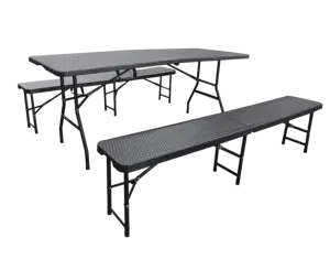 โต๊ะรับประทานอาหารพับได้พลาสติก HDPE สีดำพับครึ่งหวายหวาย6FT พักผ่อนกลางแจ้งสำหรับงานเลี้ยง