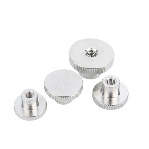 Écrous à visser manuellement carrés forgés en acier inoxydable OEM DIN 466 Classes 4.8 et 6.8, à trou aveugle, 6 mm, impériaux - Product Image 3
