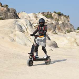 Modèle Mankeel MX5, puissance 600W-1000W, vitesse 40km/h-50km/h, autonomie 60km par charge, capacité amovible 150kg - Product Image 1