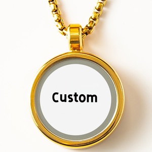 GIVELUCK Ciondolo <span class=keywords><strong>Cristiano</strong></span> 3D Dipinto a Mano di <span class=keywords><strong>San</strong></span> Giuda Taddeo Tsatsa, Collana Unisex in Acciaio Inossidabile Placcato Oro 18K con Resina - Product Image 3