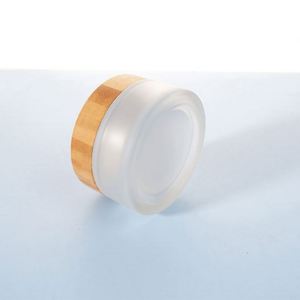 ขวดครีมบำรุงผิวหน้าแบบขายดี ขนาด 5 มล. 15 มล. 30 มล. 50 มล. 100 มล. ขวดแก้วใสฝ้าพร้อมฝาไม้ไผ่ - Product Image 3