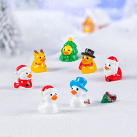 7 figuras de patos de resina estilo Papá Noel en miniatura con sombrero, adornos para casa de muñecas, decoraciones navideñas y manualidades.