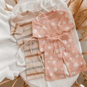 Ensembles de vêtements pour enfants 100% coton tricoté, combinaison chaude à manches longues à fleurs avec étiquette - Product Image 6