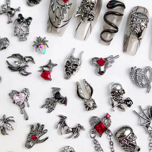 Décorations de <span class=keywords><strong>manucure</strong></span> en alliage 3D pour ongles, style gothique punk, breloques en forme de cœur, crânes et araignées pour <span class=keywords><strong>Halloween</strong></span> - Product Image 1