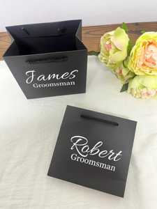 Sacs-cadeaux de mariage pour la mariée et le marié Papier de soie kraft avec impression en feuille d'or Emballage cadeau élégant pour les occasions spéciales - Product Image 4