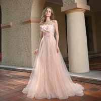 Gaun Prom Merah Muda Tanpa Tali Model Oversized dengan Hiasan Mawar 3D Kristal Rumbai Payet Tulle Gaun Malam Ukuran Besar Custom Grosir