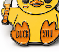 Épinglette en métal émaillé personnalisée, motif canard jaune coquin, cadeau fantaisie amusant, vente en gros pour fabricants et fournisseurs de détail