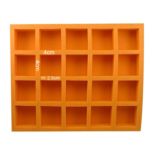 Khuôn Xà Phòng Silicon Lớn Với Nhiều Hốc Vuông - Product Image 3