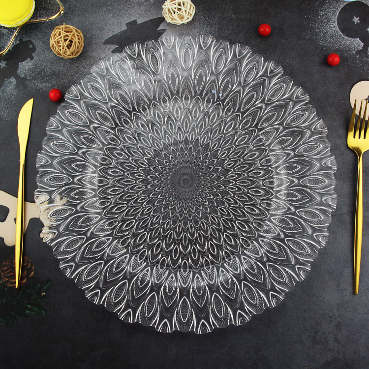 จานรองแก้วลายขนนกยูงใส