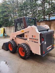 Chargeuse compacte d'occasion Bobcat S16 en bon état à vendre Chargeuse compacte Bobcat d'occasion - Product Image 2