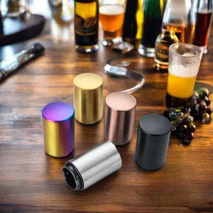 Apribottiglie automatico per coperchio a pressione apribottiglie per birra in acciaio inossidabile creativo utensili da Bar portatili gadget da cucina