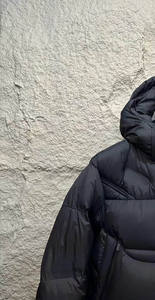 Chaqueta de Plumón Reversible Impermeable de Alta Calidad para Hombre y Mujer, Diseño de Lujo, Invierno 2025, Venta al Por Mayor - Product Image 4