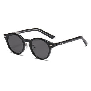 Gafas de Sol Polarizadas Transparentes con Gradiente Ovalado Tr90 28033, Protección Anti-Luz Azul UV400, Montura Completa Unisex Sin Receta - Product Image 4