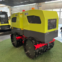Rouleau compacteur vibrant à double tambour RC18 EPA Yanmar 17,8 kW pour travaux en tranchée étroite, haute stabilité, transmission à engrenages