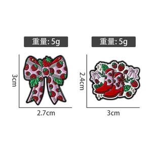 Mignon fraise arc <span class=keywords><strong>chanteur</strong></span> dérivés broche broche musique Album Badge pour les Fans cadeau mode doux émail coulée nouvel an chinois - Product Image 4