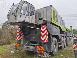 Grue sur camion d'occasion Zoomlion 500 tonnes, équipement de construction, grue d'occasion à vendre, configuration complète avec bras auxiliaire, en bon état - Product Image 5