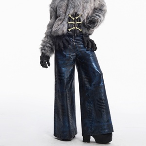 Pantalones Anchos Azules de Piel de Serpiente Personalizados al por Mayor, de Cintura Alta, Transpirables y Elegantes, Estilo Hip Hop, Pantalones de Cuero para Hombre - Product Image 4