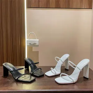 नई डिजाइन पतली एड़ी वर्ग पैर की अंगुली के साथ समानांतर का पट्टा महिलाओं के जूते चप्पल