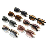 Vente en gros de lunettes de soleil vintage rétro en métal pour hommes et femmes, OEM ODM, logo personnalisé, monture en métal doré, verres dégradés, lunettes de soleil tendance