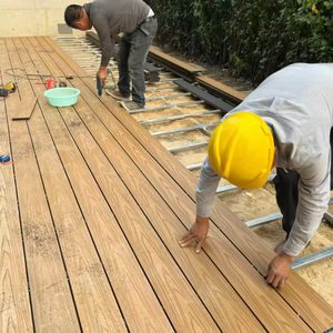 Panneaux de plancher surélevé contemporains en WPC pour les systèmes de gestion des câbles en centre de données, en extérieur et en sous-sol - Product Image 6