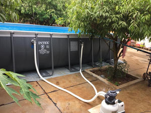 <span class=keywords><strong>Piscine</strong></span> hors sol rectangulaire <span class=keywords><strong>Intex</strong></span> 26374 Ultra Frame, gonflable, noire, avec couverture de <span class=keywords><strong>piscine</strong></span> et accessoires - Product Image 6