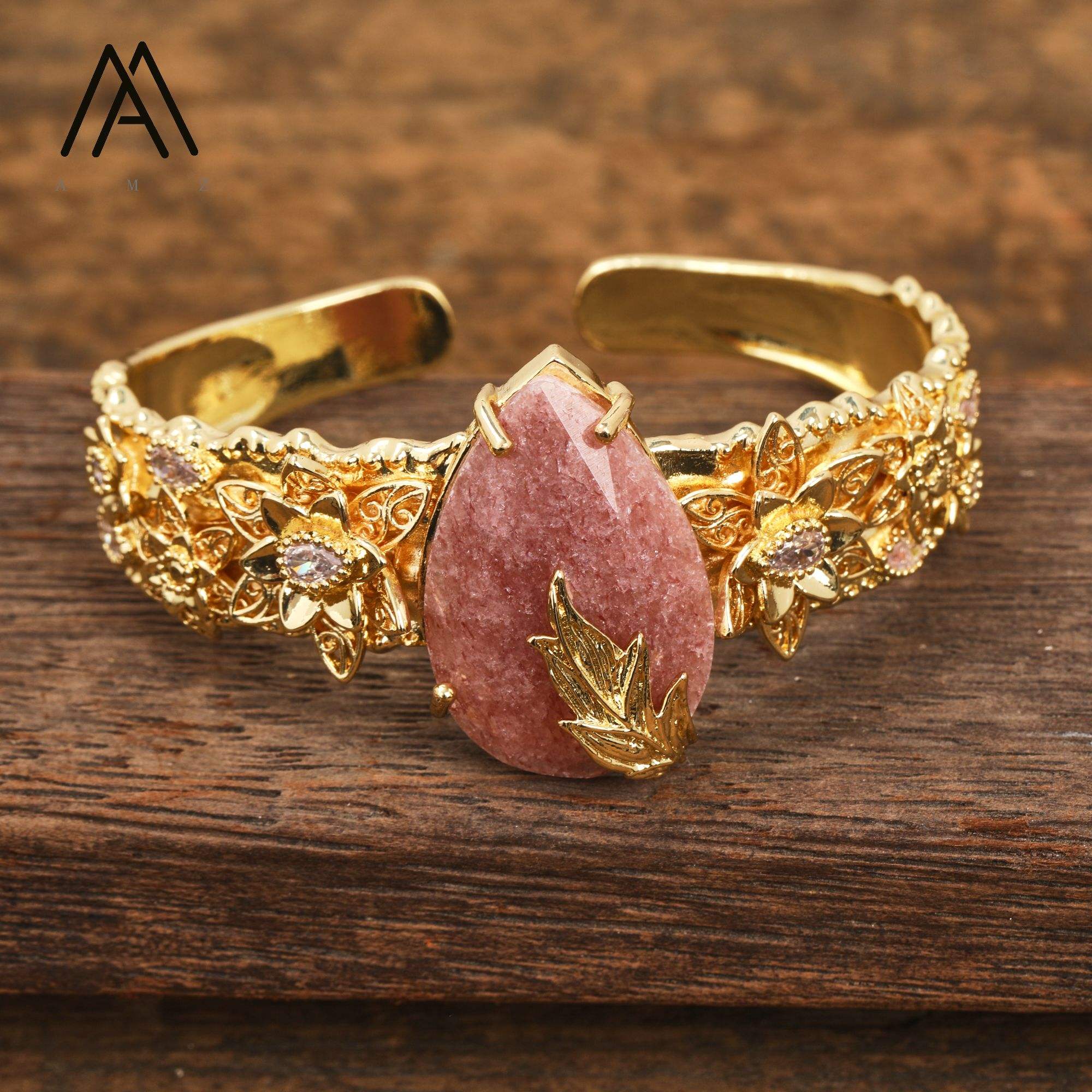 Bracelet doré en quartz fraise