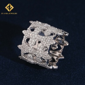 Anillo de banda ancha con cruz hueca de diamantes cultivados en laboratorio VVS de ZUANFA JEWELRY, anillo de banda ancha estilo hip hop con incrustaciones de S925 para hombre - Product Image 4