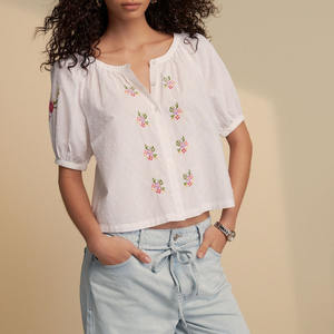 OEM été décontracté tissé 100% coton haut pour femme broderie florale col en O bouffée à manches courtes chemise courte ample chemisier - Product Image 1