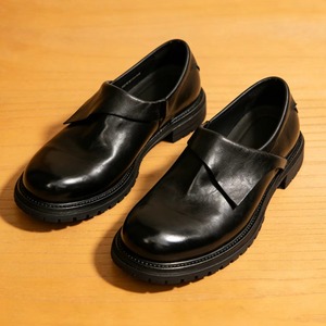 Nouvelles Chaussures d'été en Cuir de Luxe de Haute Qualité - Style Rétro Anglais Décontracté pour Affaires, Mocassins Monobloc - Product Image 1