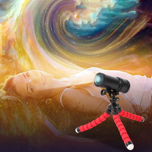 <span class=keywords><strong>Proiettore</strong></span> LED USB Luna, Stelle e Galassia con Luminosità Regolabile, Luce Notturna Rotante, Lampada Atmosfera Romantica per Soffitto e Stanza - Product Image 2