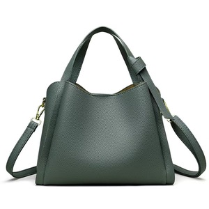 Borsa Morbida ed Elegante + Borsa <span class=keywords><strong>a</strong></span> Tracolla Convertibile <span class=keywords><strong>a</strong></span> Piacere, che Offre un Tocco di Raffinatezza - Product Image 5