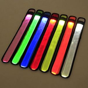 Bracelet LED Lumineux Sportif à Velcro pour Concerts, Fêtes et Bars avec Effet Lumineux – Accessoire de Fête - Product Image 4