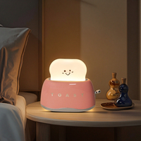 Lampe de nuit minimaliste à LED blanc chaud, alimentée par piles, en forme de grille-pain, avec matériau en silicone pour une utilisation sur le chevet ou sur un bureau